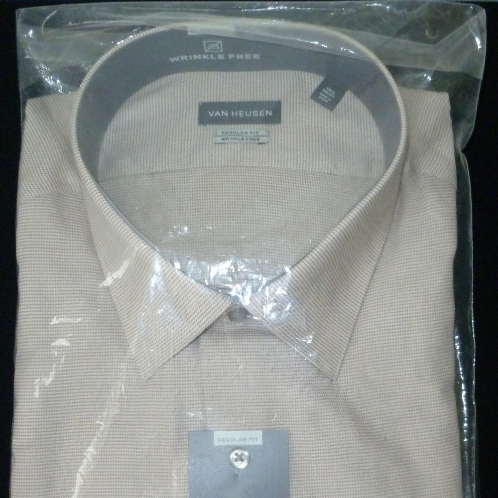 Van Heusen Classic Fit Micro Houndstooth Shirt